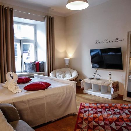 Dream Stay - Cosy Old Town Studio Near Main Square Tallin Exterior foto