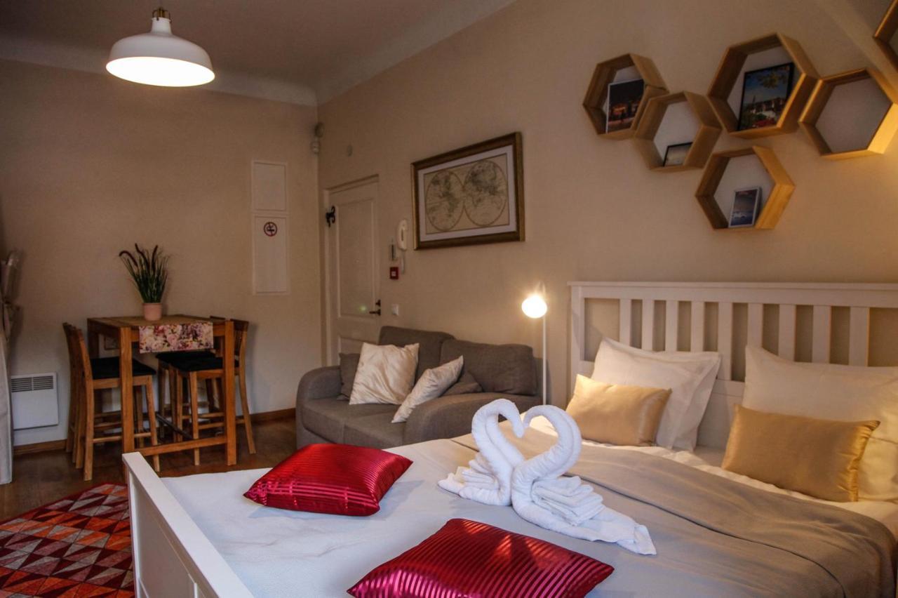Dream Stay - Cosy Old Town Studio Near Main Square Tallin Exterior foto