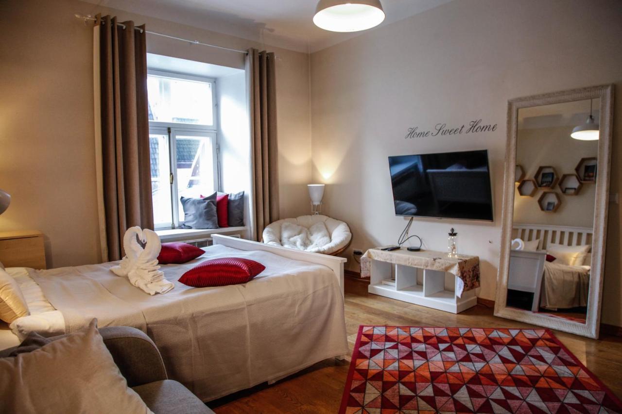 Dream Stay - Cosy Old Town Studio Near Main Square Tallin Exterior foto